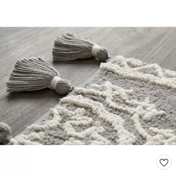 Medallia Bath Rug Gray - SKL Home - Picture 3 of 3